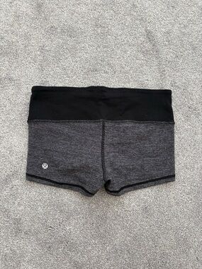 Lululemon Black and Charcoal Gray Low/Rise Shorts (6)